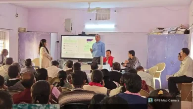 पिनाहट बीईओ बैठक 2026, आगरा शिक्षा समीक्षा बैठक, उमेश कुमार गौतम खंड शिक्षा अधिकारी, डीबीटी अपार आईडी समीक्षा, निपुण विद्यालय आकलन पिनाहट, स्मार्ट क्लास आईसीटी लैब निर्देश, बीआरसी पिनाहट बैठक, प्रधानाध्यापक मासिक समीक्षा आगरा, बेसिक शिक्षा परिषद समाचार, आगरा ताजा शिक्षा खबर 2026