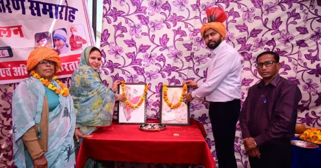 विद्यालय दाऊदपुर वार्षिकोत्सव 2026, फतेहपुर सीकरी स्कूल कार्यक्रम, आगरा सरकारी स्कूल वार्षिकोत्सव, ग्रामीण विद्यालय सांस्कृतिक कार्यक्रम, छात्र सांस्कृतिक प्रस्तुति आगरा, एनएमएमएस छात्र सम्मान समारोह, ब्रज लोक नृत्य स्कूल कार्यक्रम, अनिरुद्ध यादव डायट आगरा कार्यक्रम, आगरा शिक्षा समाचार, school annual function Agra news