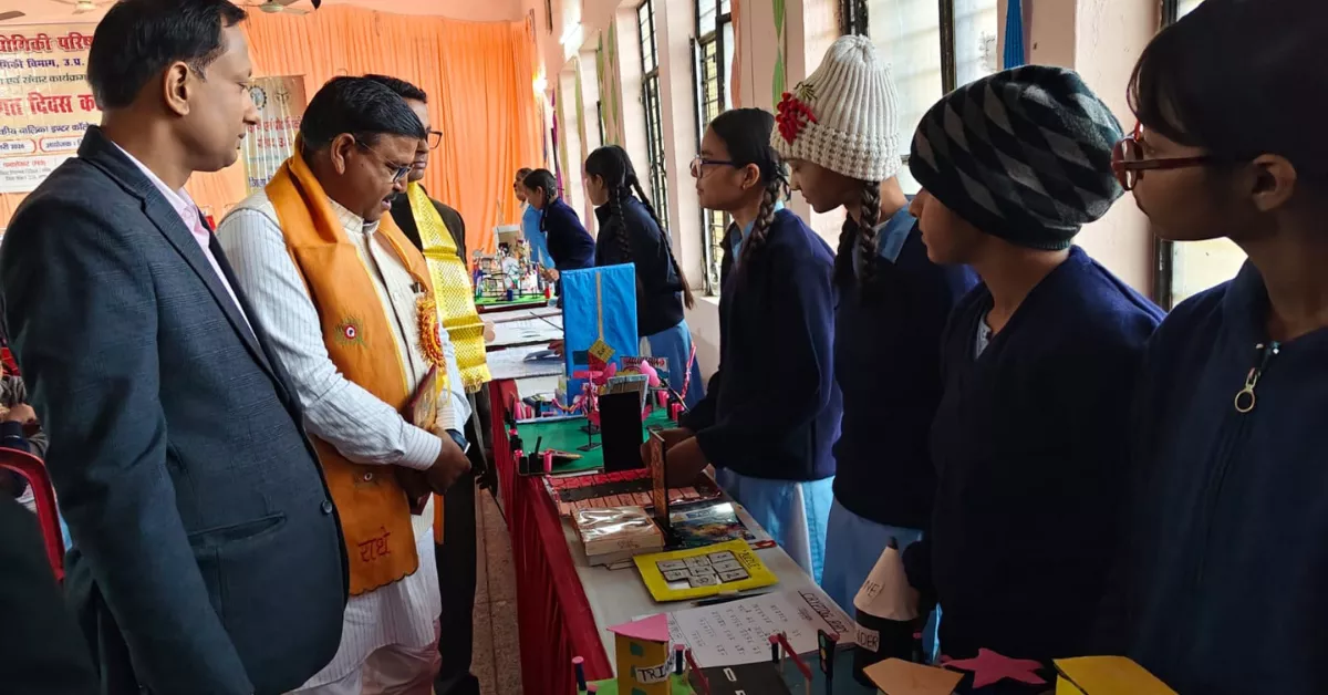 राष्ट्रीय गणित दिवस आगरा, गणित दिवस कार्यक्रम उत्तर प्रदेश, जिला विज्ञान क्लब आगरा, scientific awareness mathematics program, Veerangana Avantibai Girls Inter College Agra, छात्र गणित मॉडल प्रदर्शनी, गणित जागरूकता कार्यक्रम, school mathematics exhibition agra, बाल गणितज्ञ प्रतिभा, Google Discover education news