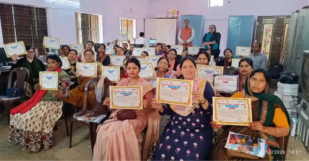 पावर एंजेल मीना मंच प्रशिक्षण आगरा, एत्मादपुर शिक्षा कार्यक्रम 2026, अछनेरा मीना मंच कार्यशाला, बालिका सशक्तिकरण प्रशिक्षण, पॉक्सो अधिनियम जागरूकता स्कूल, राष्ट्रीय शिक्षा नीति 2020 प्रशिक्षण, आगरा बेसिक शिक्षा समाचार, शिक्षक प्रशिक्षण कार्यक्रम आगरा, मीना मंच गतिविधि विद्यालय, आगरा ताजा शिक्षा खबर