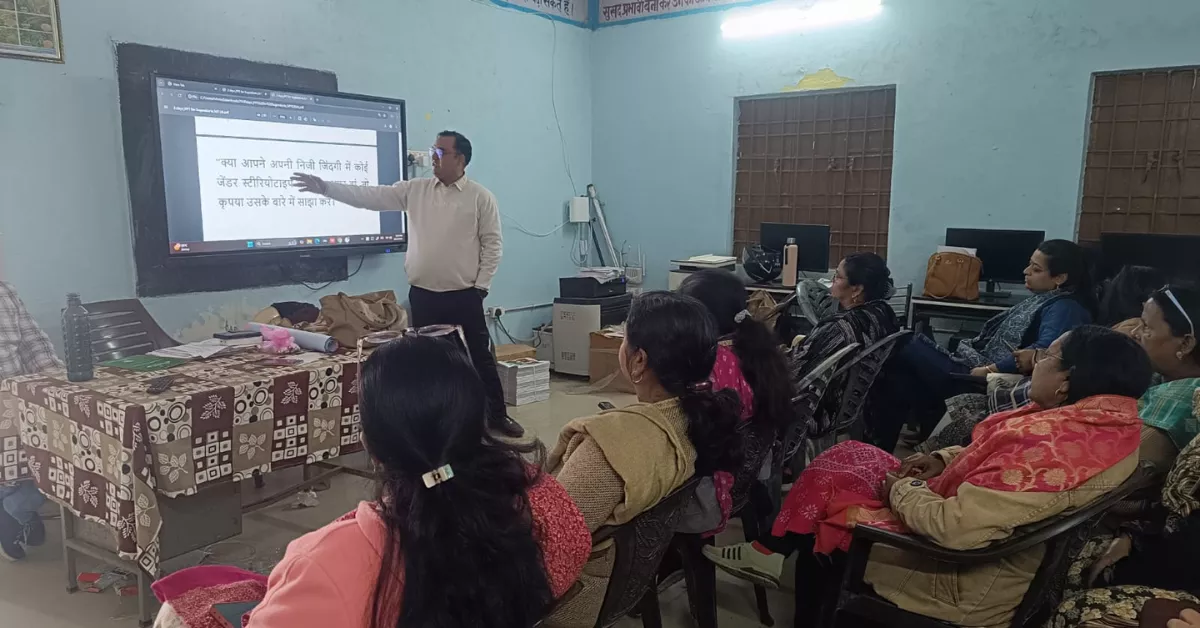 मीना मंच प्रशिक्षण सैंया, Power Angel Meena Manch Agra, girls empowerment training UP, बालिका सशक्तिकरण कार्यक्रम, BEO Sainya training news, Meena Manch workshop India, education awareness program Agra, Google Discover education news