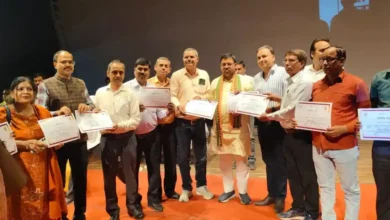 निपुण भारत मिशन आगरा, 451 निपुण विद्यालय, आगरा शिक्षा समाचार, बेसिक शिक्षा विभाग यूपी, शिक्षक सम्मान समारोह आगरा, निपुण विद्यालय सूची, डीएलएड असेसमेंट यूपी, प्राथमिक शिक्षा सुधार, agra latest education news hindi, nipun bharat mission up, school quality improvement india, teacher award program up