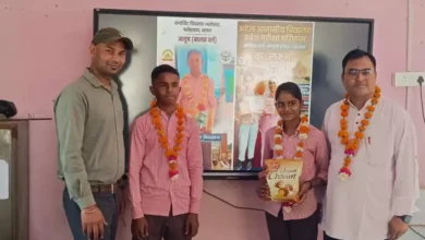 अटल आवासीय विद्यालय परीक्षा 2026, लक्ष्मी टॉपर आगरा, आयुष चयन छात्र, भलोखरा विद्यालय आगरा, छात्र सफलता कहानी, यूपी शिक्षा समाचार, सरकारी योजना शिक्षा यूपी, atal residential school up, agra latest education news hindi, rural student success india, scholarship exam result up, student achievement agra