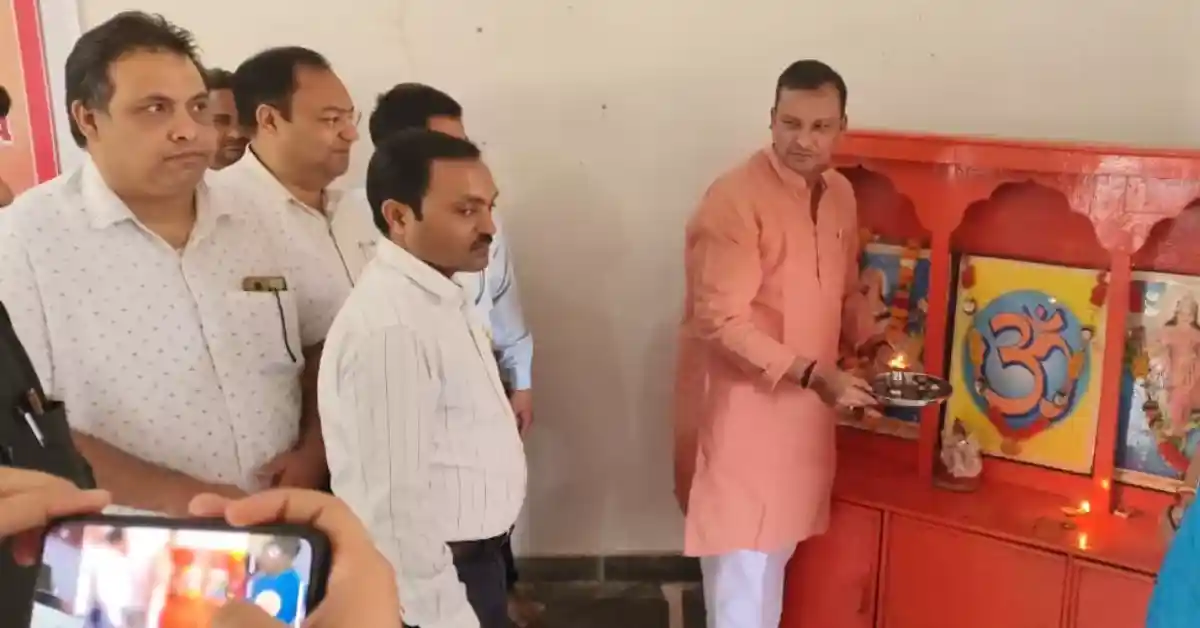 खेरागढ़ प्रधान संगोष्ठी, Agra basic education seminar, Kheragarh education event news, talented students honour agra, nipun bharat mission agra, Agra school education program, basic shiksha department agra, SMC meeting agra