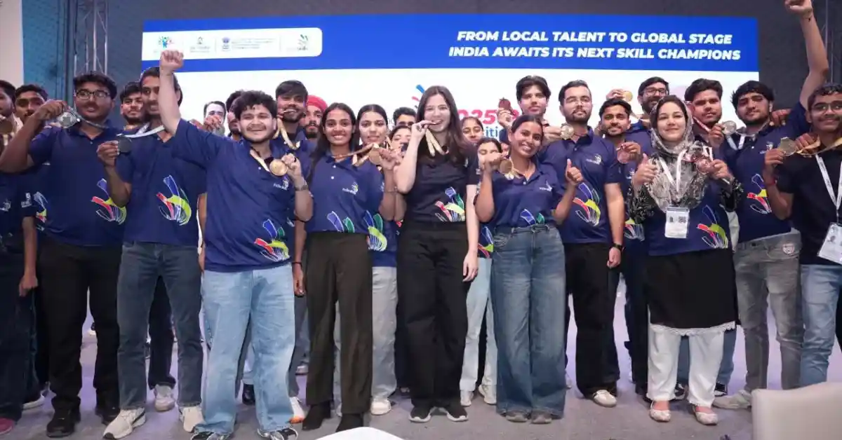 विधान परिषद समीक्षा बैठक आगरा, Niyam Punarikshan Samiti meeting agra, Hariom Pandey agra meeting, Agra government review meeting news, UP legislative council committee meeting, Agra development review news, government schemes review agra, Agra administrative meeting