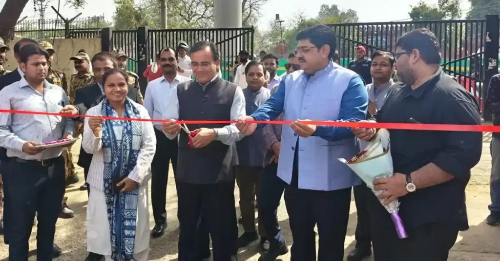 राष्ट्रीय लोक अदालत आगरा, Agra Lok Adalat 2026 news, Lok Adalat case disposal agra, Agra court news today, motor accident claim tribunal agra, legal services authority lok adalat, court settlement cases agra, lok adalat settlement India