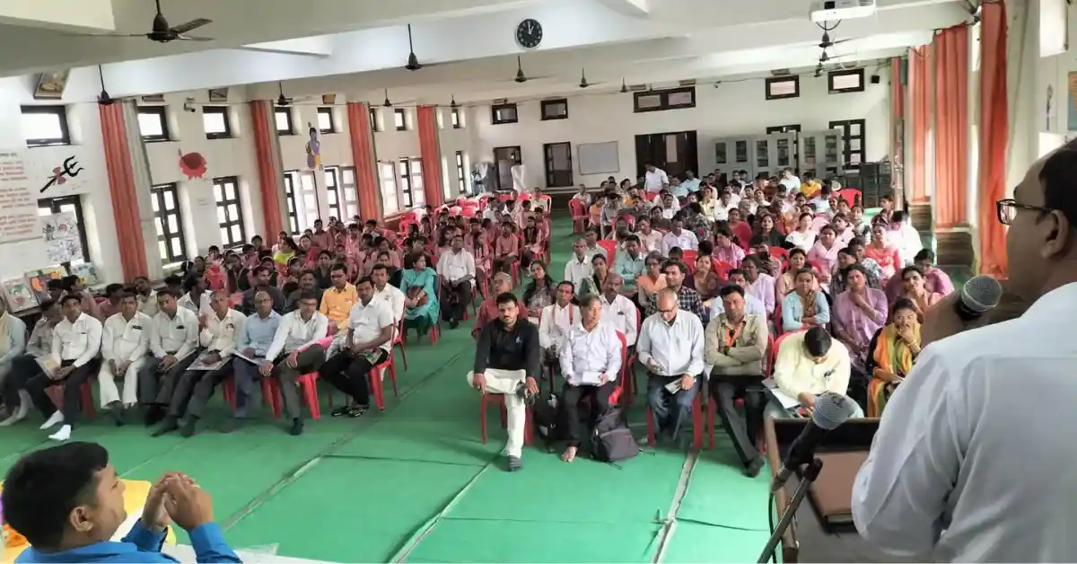 खेरागढ़ शैक्षिक सम्मान समारोह, Bhakar composite school agra students news, NMMS exam success agra students, basic education department agra event, talented students honour kheragarh, agra education achievement news, NMMS scholarship exam agra, basic shiksha department agra news