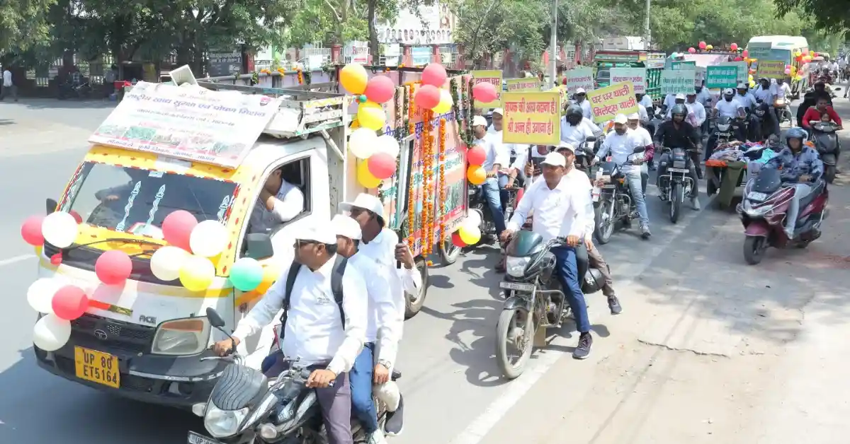 श्रीअन्न मिलेट्स आगरा, मिलेट्स रोड शो यूपी, न्यूट्रीसीरियल्स मिशन 2026, आगरा कृषि समाचार, NFSM योजना यूपी, मिलेट्स के फायदे, बाजरा ज्वार रागी लाभ, किसान जागरूकता कार्यक्रम, टिकाऊ कृषि भारत, agra latest news hindi, agriculture awareness campaign up, millets benefits india, shri anna promotion india