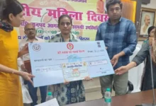 अंतरराष्ट्रीय महिला दिवस आगरा, विकास भवन आगरा कार्यक्रम, YogI Adityanath women empowerment, Agra women honour ceremony, women empowerment UP news, Agra government program news, women welfare schemes UP, Agra women day event