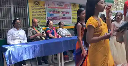 आगरा के परिषदीय स्कूलों में मेगा पीटीएम,