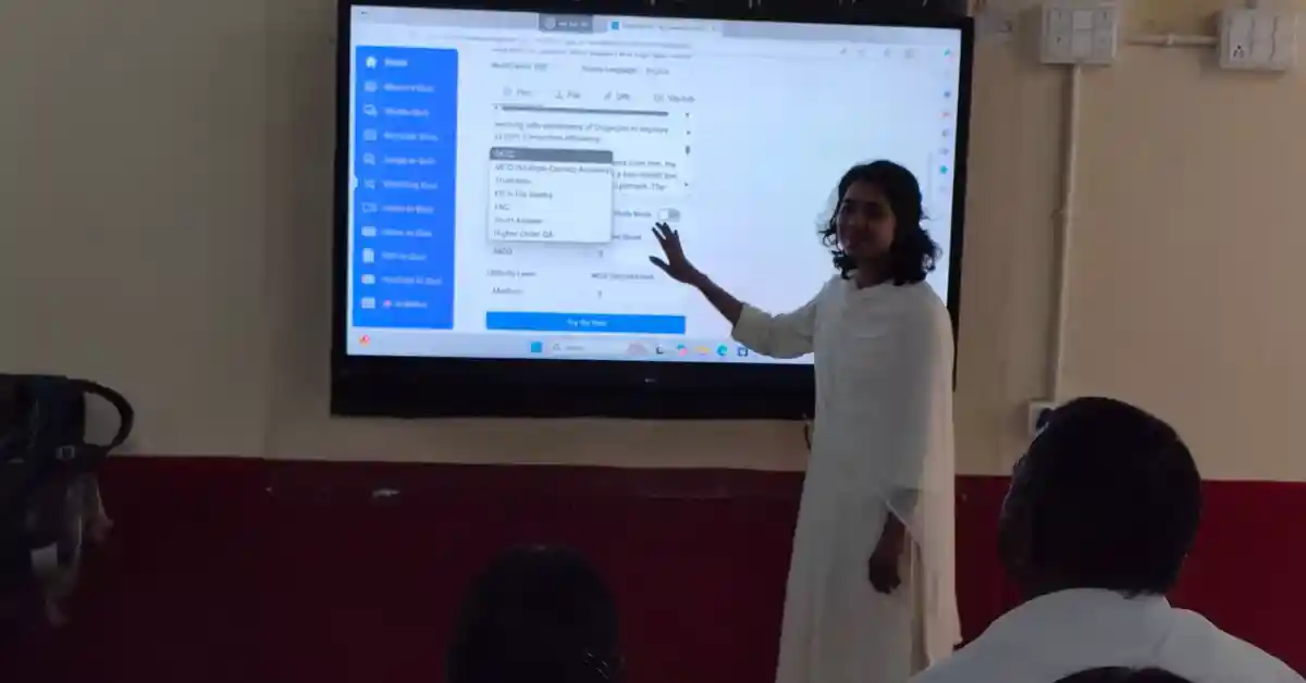 AI टूल्स, AI शिक्षा कार्यक्रम आगरा, बल्हेरा विद्यालय AI प्रस्तुति, DEI बीएड छात्राएं, स्मार्ट शिक्षा इंडिया, AI tools in education hindi, questgen quillbot mylens education, agra school news today, digital learning india school, ICT education innovation, rural school smart education