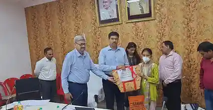 आगरा स्वास्थ्य समिति बैठक, डीएम मनीष बंसल आगरा, जेएसवाई भुगतान नोटिस, टीबी मुक्त भारत अभियान, आगरा स्वास्थ्य विभाग खबर, फॉगिंग मशीन निर्देश, आशा कार्यकर्ता कार्रवाई, आयुष्मान कार्ड आगरा, आभा आईडी अभियान, डेंगू मलेरिया नियंत्रण आगरा, जिला स्वास्थ्य समीक्षा बैठक, सरकारी स्वास्थ्य योजना उत्तर प्रदेश, आगरा लेटेस्ट हेल्थ न्यूज़, स्वास्थ्य सेवाएं सुधार आगरा, हिंदी समाचार आगरा स्वास्थ्य