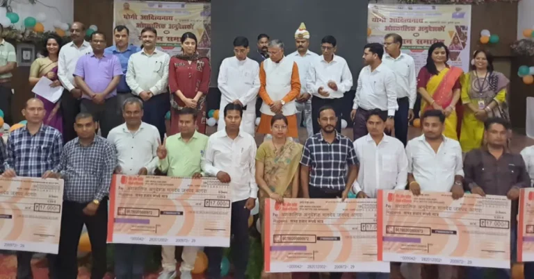 Agra Breaking: आगरा में अनुदेशक सम्मान समारोह: मानदेय ₹9 हजार से बढ़कर ₹17 हजार, 226 अनुदेशक सम्मानित अनुदेशक सम्मान समारोह आगरा, अनुदेशक मानदेय वृद्धि, 17000 मानदेय अनुदेशक, योगी सरकार शिक्षा योजना, बेसिक शिक्षा विभाग समाचार, अंशकालिक अनुदेशक आगरा, जेपी सभागार कार्यक्रम, एसपी सिंह बघेल आगरा, धर्मवीर प्रजापति कार्यक्रम, शिक्षकों के लिए चिकित्सा सुविधा, महिला अनुदेशक मातृत्व अवकाश, यूपी शिक्षा विभाग खबर, अनुदेशक चेक वितरण कार्यक्रम, सरकारी स्कूल शिक्षा समाचार, बेसिक शिक्षा अभियान 2026, आगरा शिक्षा समाचार, अनुदेशक सम्मान 2026, योगी आदित्यनाथ लाइव कार्यक्रम, शिक्षामित्र और अनुदेशक योजना, आगरा लेटेस्ट हिंदी न्यूज़