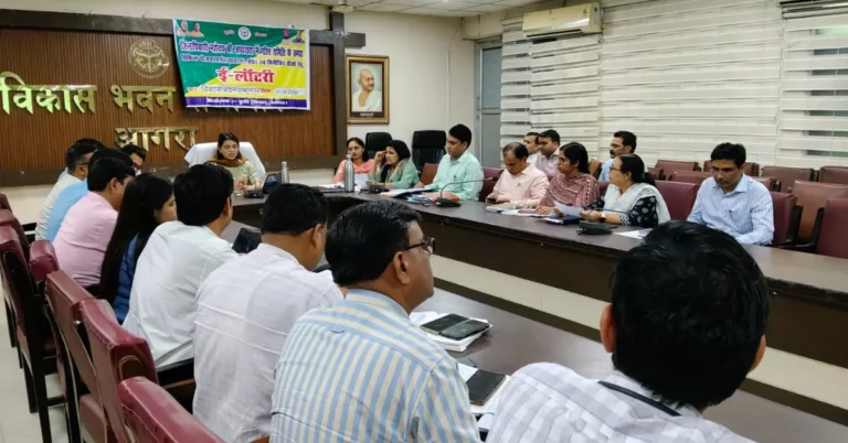 खरीफ 2026 बीज ई-लॉटरी, आगरा कृषि समाचार, किसानों के लिए बीज योजना, कृषि विभाग आगरा, ई-लॉटरी बीज चयन, संकर बीज वितरण, मिनीकिट बीज योजना, किसान चयन प्रक्रिया, मुख्य विकास अधिकारी आगरा, उप कृषि निदेशक मुकेश कुमार, कृषि विज्ञान केंद्र बिचपुरी, किसानों में खुशी की लहर, कृषि विभाग पोर्टल, डिजिटल कृषि योजना, किसानों के लिए सरकारी योजना, खरीफ फसल बीज बुकिंग, आगरा किसान समाचार, कृषि बीज वितरण 2026, आधुनिक खेती समाचार, हिंदी कृषि न्यूज़
