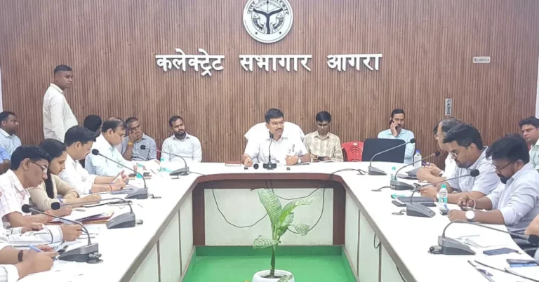 आईजीआरएस समीक्षा बैठक, डीएम मनीष बंसल, आगरा आईजीआरएस पोर्टल, जन शिकायत निस्तारण, आईजीआरएस शिकायतें, आगरा प्रशासन, कलेक्ट्रेट आगरा, शिकायत समाधान बैठक, जनसुनवाई पोर्टल, सीएम हेल्पलाइन समीक्षा, मनीष बंसल समाचार, आईजीआरएस रैंकिंग, विभागीय कार्रवाई, अधिकारियों से जवाब तलब, वेतन रोकने के निर्देश, विद्युत विभाग शिकायतें, स्वास्थ्य विभाग समीक्षा, सिंचाई विभाग कार्रवाई, समाज कल्याण विभाग, बेसिक शिक्षा विभाग, नगर निगम आगरा, शिकायतकर्ता संतुष्टि, जन समस्याओं का समाधान, प्रशासनिक समीक्षा बैठक, उत्तर प्रदेश आईजीआरएस, मुख्यमंत्री हेल्पलाइन, सरकारी शिकायत पोर्टल, गुणवत्तापूर्ण निस्तारण, जनहित शिकायतें, आगरा लेटेस्ट न्यूज, प्रशासनिक कार्रवाई, सरकारी अधिकारियों की जवाबदेही, फील्ड विजिट जांच, बिजली विभाग आगरा, स्वास्थ्य विभाग आगरा, मियावाकी वृक्षारोपण, वृक्षारोपण अभियान समीक्षा, बीडीओ बरौली अहीर, सरकारी योजनाओं की निगरानी, जिला प्रशासन आगरा, पारदर्शी प्रशासन, सुशासन अभियान, उत्तर प्रदेश समाचार, आगरा हिंदी समाचार, जन शिकायत निवारण, अधिकारी समीक्षा बैठक, शासन प्रशासन समाचार, Google Discover Hindi News, Agra Latest News.