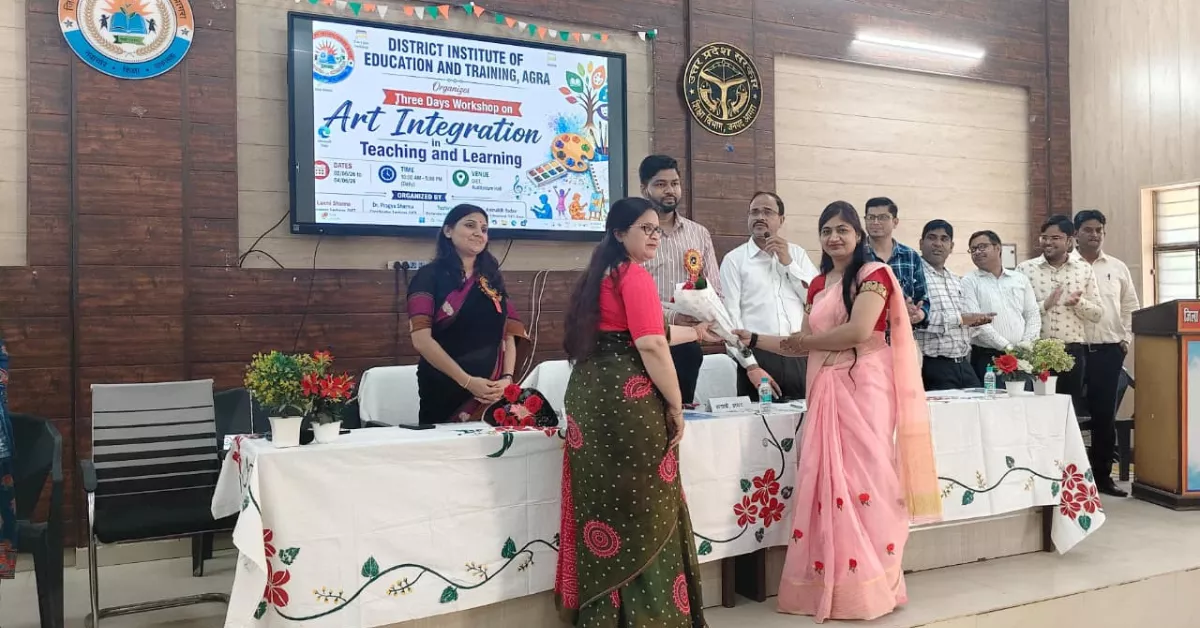 कला समेकन शिक्षण, आर्ट इंटीग्रेशन कार्यशाला, डायट आगरा समाचार, अनिरुद्ध यादव, डॉ मनु शर्मा, कला आधारित शिक्षण, पपेट शो शिक्षण विधि, नई शिक्षा नीति 2020, शिक्षण में नवाचार, डायट प्रशिक्षण कार्यक्रम, शिक्षक प्रशिक्षण आगरा, रचनात्मक शिक्षण तकनीक, आर्ट इंटीग्रेशन इन टीचिंग एंड लर्निंग, शिक्षा में संगीत का उपयोग, पपेट शो द्वारा शिक्षण, डीएलएड प्रशिक्षु, आगरा शिक्षा समाचार, डॉ मनोज कुमार वार्ष्णेय, अनुभवात्मक शिक्षा, शिक्षण में रोचकता बढ़ाने के उपाय, हिंदी शिक्षा न्यूज़, शिक्षक विकास कार्यक्रम, दयालबाग एजुकेशनल इंस्टीट्यूट, स्मार्ट टीचिंग मेथड्स, शिक्षण कौशल विकास