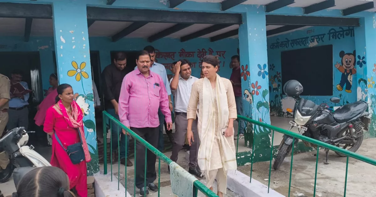 आगरा समाचार, मुख्य विकास अधिकारी प्रतिभा सिंह, CDO प्रतिभा सिंह, प्रतिभा सिंह निरीक्षण, पीएम श्री विद्यालय, पीएम श्री विद्यालय मुखबार, पीएम श्री विद्यालय खेड़ी अड़ु, एत्मादपुर समाचार, एत्मादपुर स्कूल निरीक्षण, सरकारी स्कूल निरीक्षण, बेसिक शिक्षा विभाग आगरा, स्कूल चलो अभियान 2026, आगरा शिक्षा समाचार, सरकारी विद्यालय, विद्यालय निरीक्षण, स्कूल साफ सफाई, पेयजल व्यवस्था, आरओ सिस्टम, विद्यालय शौचालय, शिक्षा विभाग उत्तर प्रदेश, प्राथमिक शिक्षा, सरकारी स्कूल न्यूज, स्कूल प्रबंधन, शिक्षा सुधार, यूपी शिक्षा समाचार, आगरा हिंदी न्यूज, Google Discover News, Google News Hindi, सरकारी योजनाएं, पीएम श्री योजना