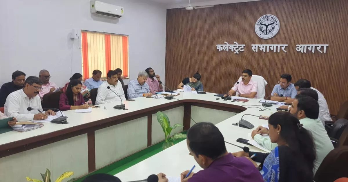 आगरा समाचार, वृक्षारोपण महायज्ञ 2026, वृक्षारोपण अभियान आगरा, डीएम मनीष बंसल, मनीष बंसल आगरा, आगरा वृक्षारोपण, 61.88 लाख पौधे, एक स्कूल एक गांव अभियान, विश्व पर्यावरण अभियान, पर्यावरण संरक्षण, पौधारोपण अभियान, आगरा जिला प्रशासन, वन विभाग आगरा, हरित आगरा अभियान, स्कूल वृक्षारोपण, सरकारी विद्यालय अभियान, ग्राम पंचायत वृक्षारोपण, एनजीओ वृक्षारोपण, महिला स्वयं सहायता समूह, पर्यावरण समाचार, उत्तर प्रदेश वृक्षारोपण, आगरा लेटेस्ट न्यूज, आगरा हिंदी न्यूज, Google Discover News, Google News Hindi, हरित उत्तर प्रदेश, वन महोत्सव 2026, पर्यावरण जागरूकता, पौधारोपण कार्यक्रम, आगरा अपडेट