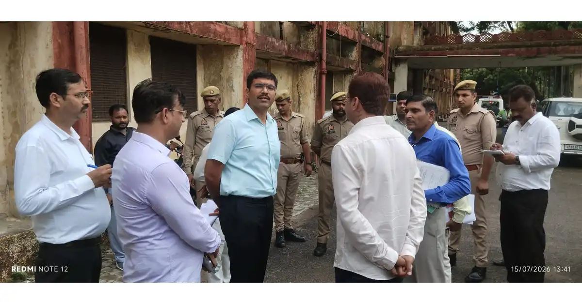 आगरा न्यूज, Agra News, डीएम मनीष बंसल, मनीष बंसल आगरा, एकलव्य स्पोर्ट्स स्टेडियम आगरा, एकलव्य स्टेडियम निरीक्षण, आगरा खेल समाचार, आगरा स्पोर्ट्स न्यूज, डीएम का औचक निरीक्षण, एकलव्य स्टेडियम विकास कार्य, शूटिंग रेंज आगरा, आगरा शूटिंग रेंज, हॉकी मैदान आगरा, ताइक्वांडो भवन आगरा, टेबल टेनिस हॉल आगरा, खेल सुविधाएं आगरा, आगरा स्टेडियम कायाकल्प, स्टेडियम निर्माण कार्य, निर्माण कार्यों की गुणवत्ता, आगरा जिला प्रशासन, खेल खिलाड़ियों की सुविधाएं, स्पोर्ट्स इंफ्रास्ट्रक्चर आगरा, एकलव्य स्पोर्ट्स स्टेडियम निर्माण, Agra Latest News, Agra Hindi News, Google Discover Hindi News