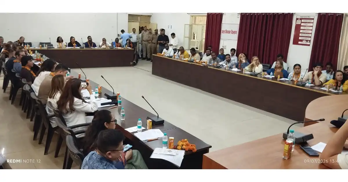आगरा में 23 देशों के चुनाव अधिकारियों ने देखा भारतीय निर्वाचन मॉडल