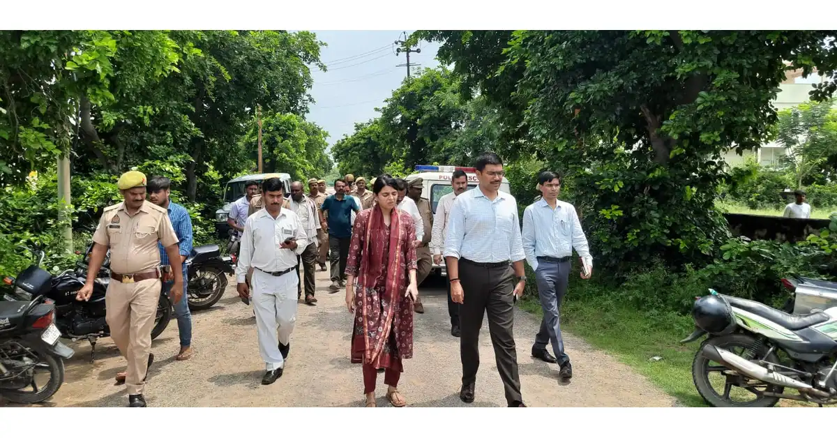 आगरा वृक्षारोपण महायज्ञ 2026, वृक्षारोपण महायज्ञ आगरा, डीएम मनीष बंसल, मनीष बंसल निरीक्षण, शास्त्रीपुरम डी ब्लॉक पार्क, आगरा पौधारोपण अभियान, 12 जुलाई वृक्षारोपण, उत्तर प्रदेश वृक्षारोपण अभियान, एक पेड़ मां के नाम, वन विभाग आगरा, 53.94 लाख पौधे, 19 लाख पौधे वन विभाग, पर्यावरण संरक्षण, आगरा पर्यावरण समाचार, आगरा जिला प्रशासन, सीडीओ प्रतिभा सिंह, प्रमुख सचिव डॉ हरिओम, एसपी सिंह बघेल, योगेंद्र उपाध्याय, हेमलता दिवाकर कुशवाह, जनसहभागिता अभियान, पौधारोपण कार्यक्रम, आगरा ताजा खबर, उत्तर प्रदेश न्यूज, पर्यावरण अभियान, गूगल डिस्कवर हिंदी न्यूज, आगरा ब्रेकिंग न्यूज, सरकारी योजना उत्तर प्रदेश, हरित उत्तर प्रदेश, वृक्षारोपण समाचार