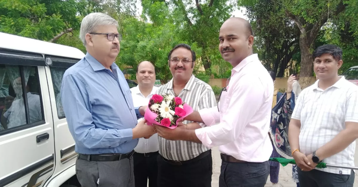 आगरा समाचार, आगरा न्यूज, Agra News, संचारी रोग नियंत्रण अभियान 2026, संचारी रोग अभियान, दस्तक अभियान 2026, दस्तक अभियान आगरा, सीएमओ डॉ अरुण कुमार श्रीवास्तव, डॉ अरुण कुमार श्रीवास्तव, जिला मलेरिया अधिकारी राजेश कुमार गुप्ता, डॉ धर्मेश्वर श्रीवास्तव, डॉ पीयूष जैन, स्वास्थ्य विभाग आगरा, उत्तर प्रदेश स्वास्थ्य विभाग, जनजागरूकता रैली, डेंगू बचाव, मलेरिया रोकथाम, चिकनगुनिया जागरूकता, वेक्टर जनित रोग, संचारी रोग, फॉगिंग अभियान, एंटी लार्वा छिड़काव, स्वच्छता अभियान, बरसात में बीमारियों से बचाव, आशा कार्यकर्ता, आंगनबाड़ी कार्यकर्ता, WHO India, स्वास्थ्य जागरूकता, साफ सफाई अभियान, सार्वजनिक स्वास्थ्य, सुरक्षित पेयजल, उत्तर प्रदेश समाचार, हेल्थ न्यूज़ हिंदी, Medical News Hindi, Google Discover News, Google News Hindi, Trending Health News, Latest Agra News, Uttar Pradesh News, Public Health Campaign, Disease Prevention Campaign