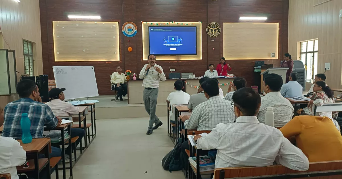 डायट आगरा, DIET Agra, एफएलएन प्रशिक्षण, FLN Training, फाउंडेशनल लिटरेसी एंड न्यूमैरेसी, Foundation Literacy and Numeracy, निपुण भारत मिशन, निपुण जनपद, 10 प्वाइंट टूल किट, अनिरुद्ध यादव, डायट प्राचार्य अनिरुद्ध यादव, डॉ मनोज कुमार वार्ष्णेय, डॉ अनुराग शर्मा, हेमलता यादव, प्रीति पाराशर, कल्पना छोकर, धर्मेंद्र प्रसाद गौतम, मीना पुष्कर, भाषा शिक्षण, गणित शिक्षण, कैचअप प्लान, उपचारात्मक शिक्षण, गतिविधि आधारित शिक्षण, खेल आधारित शिक्षण, शिक्षक प्रशिक्षण, प्राथमिक शिक्षा, बेसिक शिक्षा विभाग, शिक्षा विभाग आगरा, सरकारी शिक्षक प्रशिक्षण, शिक्षण नवाचार, टीएलएम, शिक्षक डायरी, बेसलाइन आकलन, एंडलाइन आकलन, स्कूल शिक्षा, सरकारी विद्यालय, उत्तर प्रदेश शिक्षा समाचार, आगरा शिक्षा समाचार, आगरा न्यूज, Agra News, शिक्षा समाचार हिंदी, Google Discover News, Google News Hindi, Trending Education News, Hindi News Today, Latest Agra News, Uttar Pradesh Education News