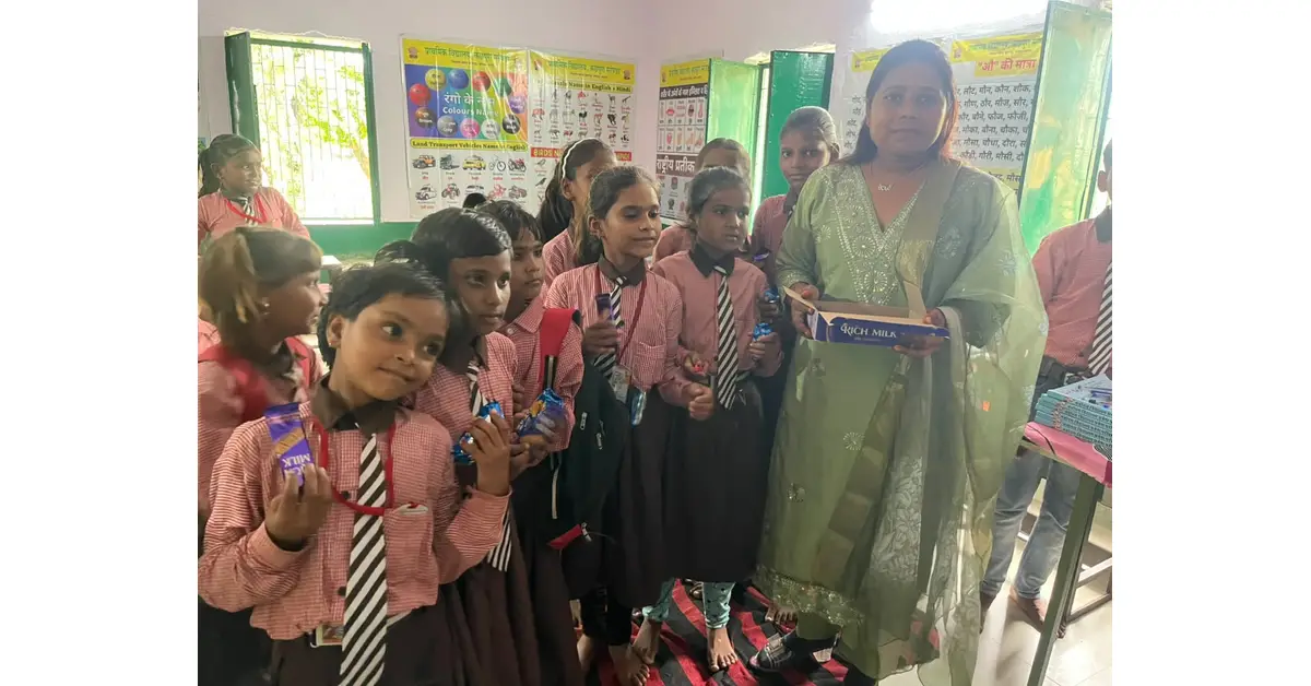 आगरा न्यूज, Agra News, खेरागढ़ समाचार, प्राथमिक विद्यालय कछपुरा सरेंडा, आरती कुशवाहा, पूर्व छात्रा, जन्मदिन पर समाज सेवा, नवोदय विद्यालय प्रवेश परीक्षा, जवाहर नवोदय विद्यालय, नवोदय प्रवेश परीक्षा पुस्तकें, निःशुल्क पुस्तक वितरण, शिक्षा प्रेरणा, विद्यार्थियों को उपहार, कक्षा 5 छात्र, एआरपी सौरभ शर्मा, डॉ सतीश कुमार, राकेश कुमार शिक्षक, मोहित वर्मा, सरकारी प्राथमिक विद्यालय, शिक्षा समाचार आगरा, प्रेरणादायी खबर, स्कूल न्यूज, Agra Education News, Navodaya Exam Preparation, Free Study Material, Google Discover Hindi News, हिंदी दैनिक समाचार