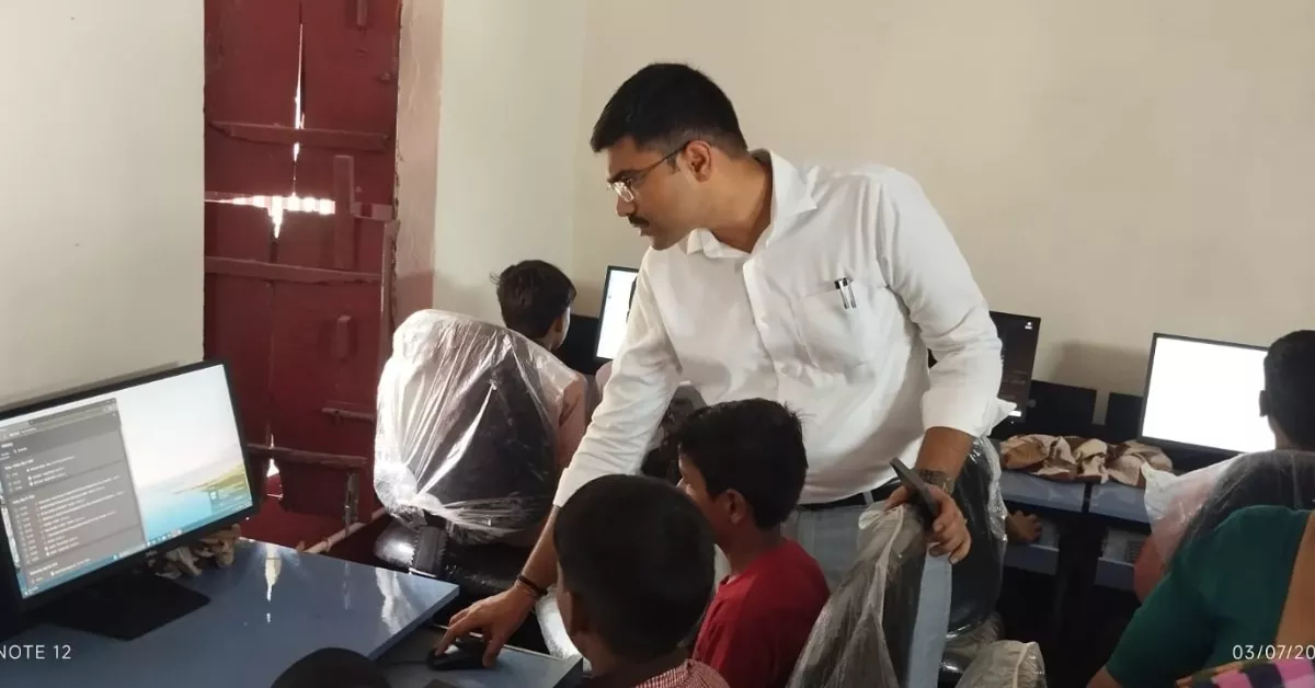 आगरा समाचार, डीएम मनीष बंसल, मनीष बंसल निरीक्षण, स्कूल निरीक्षण आगरा, पीएम श्री स्कूल रोहता, प्राथमिक विद्यालय छीपीटोला, आगरा बेसिक शिक्षा, स्कूल चलो अभियान 2026, स्कूल चलो अभियान आगरा, बेसिक शिक्षा विभाग आगरा, पीएम श्री विद्यालय, सरकारी स्कूल निरीक्षण, प्राथमिक शिक्षा उत्तर प्रदेश, मिड डे मील जांच, स्मार्ट क्लास निरीक्षण, स्कूल गुणवत्ता जांच, प्रधानाध्यापिका निलंबित, शिक्षा विभाग आगरा, बीएसए आगरा, सरकारी स्कूल समाचार, स्कूल नामांकन अभियान, शिक्षा सुधार, यूपी शिक्षा समाचार, आगरा लेटेस्ट न्यूज, आगरा हिंदी न्यूज, डीएम आगरा, सरकारी विद्यालय, निपुण भारत मिशन, स्कूल शिक्षा, Google Discover News
