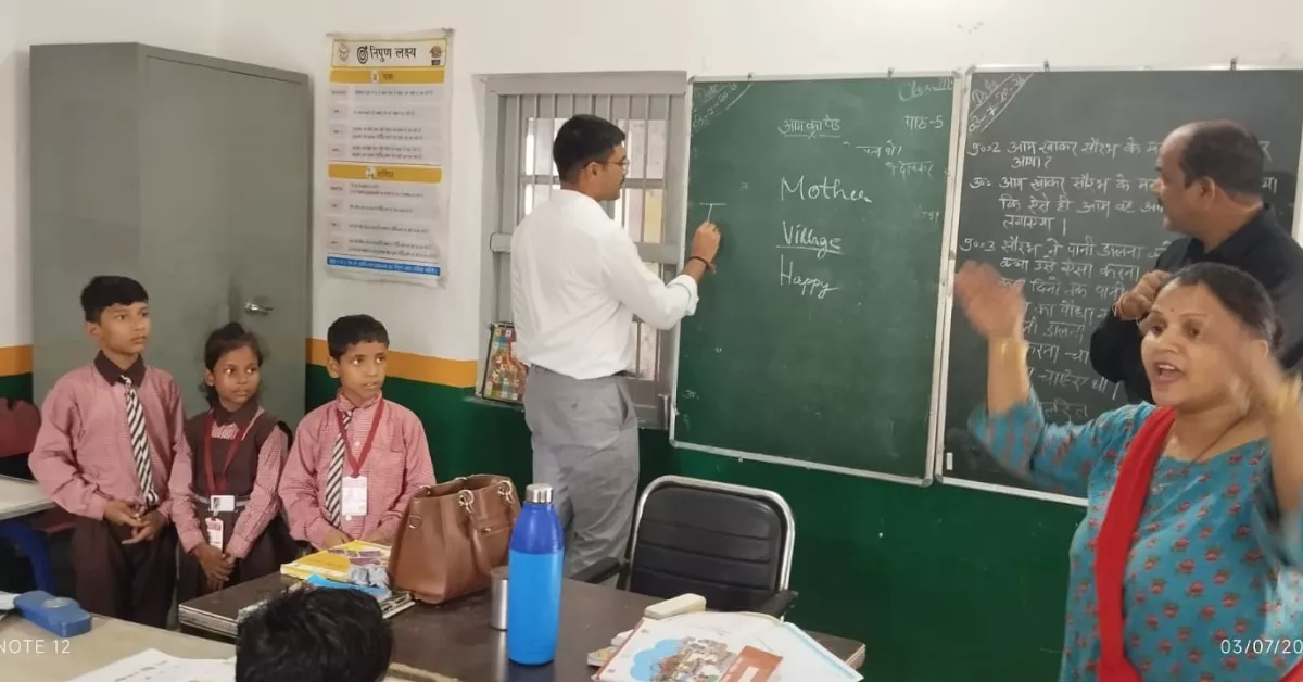 आगरा समाचार, डीएम मनीष बंसल, मनीष बंसल निरीक्षण, स्कूल निरीक्षण आगरा, पीएम श्री स्कूल रोहता, प्राथमिक विद्यालय छीपीटोला, आगरा बेसिक शिक्षा, स्कूल चलो अभियान 2026, स्कूल चलो अभियान आगरा, बेसिक शिक्षा विभाग आगरा, पीएम श्री विद्यालय, सरकारी स्कूल निरीक्षण, प्राथमिक शिक्षा उत्तर प्रदेश, मिड डे मील जांच, स्मार्ट क्लास निरीक्षण, स्कूल गुणवत्ता जांच, प्रधानाध्यापिका निलंबित, शिक्षा विभाग आगरा, बीएसए आगरा, सरकारी स्कूल समाचार, स्कूल नामांकन अभियान, शिक्षा सुधार, यूपी शिक्षा समाचार, आगरा लेटेस्ट न्यूज, आगरा हिंदी न्यूज, डीएम आगरा, सरकारी विद्यालय, निपुण भारत मिशन, स्कूल शिक्षा, Google Discover News