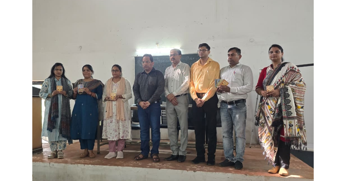 आगरा न्यूज, Agra News, डायट आगरा, जिला शिक्षा एवं प्रशिक्षण संस्थान आगरा, निपुण भारत मिशन, निपुण आकलन, निपुण विद्यालय, निपुण लक्ष्य, निपुण प्लस लक्ष्य ऐप, शिक्षक संकुल समीक्षा बैठक, शिक्षक संकुल आगरा, 530 शिक्षक संकुल, त्रैमासिक समीक्षा बैठक आगरा, प्राथमिक शिक्षा आगरा, बेसिक शिक्षा विभाग आगरा, विजय प्रताप सिंह, प्राचार्य डायट आगरा, निपुण भारत मिशन आगरा, बच्चों का आकलन, छात्र आकलन, मासिक छात्र आकलन, अक्टूबर तक निपुण लक्ष्य, नवंबर निपुण आकलन, उपचारात्मक शिक्षण, रेमेडियल टीचिंग, गतिविधि आधारित शिक्षण, स्मार्ट क्लास, दीक्षा ऐप, रीड अलॉन्ग ऐप, निपुण लक्ष्य ऐप, राष्ट्रीय ई-पुस्तकालय, टीएलएम, शिक्षक डायरी, शिक्षण योजना, गणित एवं विज्ञान किट, शिक्षक संदर्शिका, अभिभावक शिक्षक बैठक, SMC बैठक, शैक्षिक गुणवत्ता सुधार, प्राथमिक विद्यालय, सरकारी स्कूल शिक्षा, आगरा शिक्षा समाचार, Uttar Pradesh Education News, Nipun Bharat Mission, Nipun Assessment, Teacher Cluster Meeting, DIET Agra, Google Discover Hindi News, Hindi Dainik Samachar
