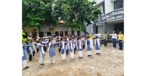 Agra Breaking: आगरा डायट में डीएलएड प्रशिक्षुओं ने ली स्वच्छता की शपथ आगरा न्यूज, Agra News, आगरा शिक्षा समाचार, डायट आगरा, DIET Agra, डीएलएड प्रशिक्षु, D.El.Ed Trainees, डीएलएड बैच 2024, डीएलएड बैच 2025, स्वच्छता पखवाड़ा, स्वच्छता की शपथ, स्वच्छता अभियान आगरा, स्वच्छता जागरूकता कार्यक्रम, स्वच्छता अभियान, स्वच्छ भारत अभियान, स्वच्छ वातावरण, स्वच्छता श्रमदान, सप्ताह में 2 घंटे श्रमदान, वर्ष में 100 घंटे श्रमदान, शिक्षक प्रशिक्षण, शिक्षक प्रशिक्षण संस्थान, डीएलएड प्रशिक्षण, जिला शिक्षा एवं प्रशिक्षण संस्थान, जिला शिक्षा एवं प्रशिक्षण संस्थान आगरा, विजय प्रताप सिंह, वरिष्ठ प्रवक्ता विजय सिंह, डॉ मनोज कुमार वार्ष्णेय, डायट प्राचार्य आगरा, बेसिक शिक्षा विभाग आगरा, शिक्षा विभाग आगरा, प्रशिक्षुओं ने ली शपथ, शिक्षक प्रशिक्षुओं का कार्यक्रम, स्वच्छता जागरूकता, कक्षा कक्ष की स्वच्छता, संस्थान की स्वच्छता, स्वस्थ वातावरण, स्वच्छता और स्वास्थ्य, शिक्षक और स्वच्छता, Uttar Pradesh Education News, Education News Agra, Agra Education News, Google Discover News, Dainik Samachar, आगरा ताजा खबर