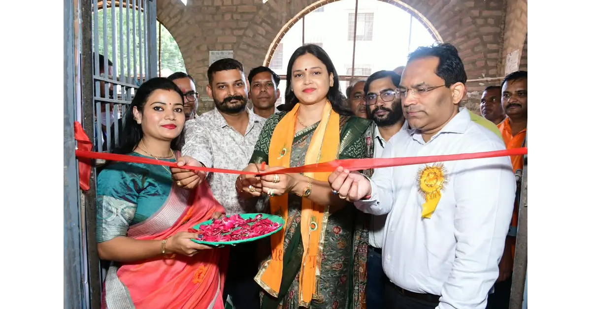 आगरा न्यूज, Agra News, आगरा की खबर, Agra Latest News, आगरा डायट, DIET Agra, जिला शिक्षा एवं प्रशिक्षण संस्थान आगरा, रक्तदान शिविर आगरा, Agra Blood Donation Camp, रक्तसंजीवनी कार्यक्रम, रक्त संजीवनी, Raktsanjivani Program, विश्व हृदय दिवस 2026, World Heart Day 2026, 29 सितंबर 2026, आगरा रक्तदान समाचार, 79 लोगों ने किया रक्तदान, 111 प्रतिभागियों ने लिया हिस्सा, निर्वाचन कर्मचारी वेलफेयर समिति, निर्वाचन कर्मचारी वेलफेयर समिति उत्तर प्रदेश, अजय सिकरवार, डॉ. मंजू भदौरिया, विजय प्रताप सिंह, डॉ. राकेश सिंह, डॉ. धर्मपाल सिंह, विधायक एत्मादपुर, मानवेंद्र तोमर, संजय सिंह तोमर, डॉ. मनोज वार्ष्णेय, समर्पण रक्त बैंक, रक्तदान के फायदे, रक्तदान से जीवन बचाएं, स्वैच्छिक रक्तदान, शिक्षक रक्तदान शिविर, शिक्षक शिक्षिकाओं का रक्तदान, आगरा शिक्षक समाचार, पौधरोपण कार्यक्रम आगरा, रक्तदान और वृक्षारोपण, पर्यावरण संरक्षण, सामाजिक सेवा कार्यक्रम, रक्तदान जागरूकता, आगरा शिक्षा विभाग, Agra Education News, Uttar Pradesh News, Google Discover News, Google News India