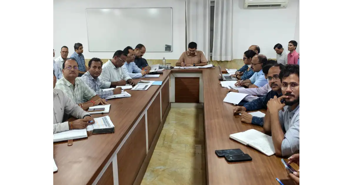 आगरा न्यूज, Agra News, आगरा समाचार, Agra Latest News, बेसिक शिक्षा विभाग आगरा, जिला टास्क फोर्स, DTF Meeting Agra, जिला टास्क फोर्स बैठक, DM मनीष बंसल, मनीष बंसल, Manish Bansal, BSA आगरा, डॉ राकेश सिंह, बेसिक शिक्षा समीक्षा बैठक, बेसिक शिक्षा की समीक्षा, सरकारी विद्यालय आगरा, परिषदीय विद्यालय, विद्यालय निरीक्षण, BEO विद्यालय निरीक्षण, खंड शिक्षा अधिकारी, ARP विजिट, SRG विजिट, डायट मेंटर्स, निपुण भारत मिशन, NIPUN Bharat Mission, निपुण आकलन, निपुण ऐप, Nipun App, बच्चों की गुणवत्तापूर्ण शिक्षा, शैक्षिक गुणवत्ता, DBT योजना, डीबीटी लाभ, APAAR ID, अपार आईडी, पीएम पोषण योजना, PM Poshan, पाठ्यपुस्तक वितरण, वर्कबुक वितरण, RTE, ऑपरेशन कायाकल्प, Operation Kayakalp, KGBV, कस्तूरबा गांधी बालिका विद्यालय, मुख्यमंत्री अभ्युदय कंपोजिट विद्यालय, मॉडल कंपोजिट विद्यालय, स्कूल निर्माण कार्य, स्कूलों में मूलभूत सुविधाएं, बाल वाटिका, खेल सामग्री, छात्र सुरक्षा, स्कूल इंफ्रास्ट्रक्चर, शिक्षा विभाग की बैठक, Agra Education News, Uttar Pradesh Basic Education, Google Discover News, Google News India