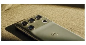 Motorola Signature 27: 200MP Camera, Snapdragon 8 Elite Extreme Gen 6 और AI Features की पूरी जानकारी Motorola Signature 27, Motorola Signature 27 launch, Motorola Signature 27 price, Motorola Signature 27 India, Motorola Signature 27 specifications, Motorola Signature 27 features, Motorola Signature 27 200MP camera, Motorola Signature 27 Snapdragon 8 Elite Extreme Gen 6, Motorola Signature 27 camera, Motorola Signature 27 100x zoom, Motorola Signature 27 AI features, Motorola Signature 27 Bang Olufsen, Motorola Signature 27 Android, Motorola new phone 2026, Motorola flagship smartphone, Motorola Signature 27 latest news