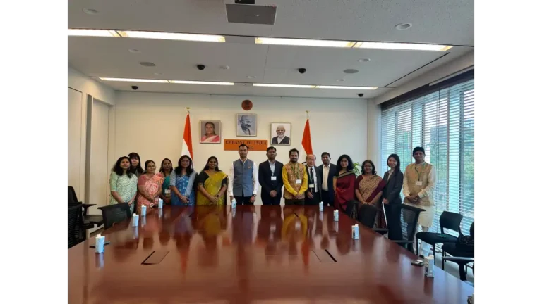 आगरा शिक्षा समाचार, मिली जैन शिक्षिका आगरा, जापान टीचर एक्सचेंज प्रोग्राम, आगरा की शिक्षिका जापान गईं, नानपुर बिचपुरी विद्यालय, पूर्व माध्यमिक विद्यालय नानपुर, बिचपुरी ब्लॉक शिक्षा समाचार, जापान की शिक्षण पद्धति, भारतीय शिक्षक जापान दौरा, अंतरराष्ट्रीय शिक्षक आदान-प्रदान कार्यक्रम, पर्यावरण शिक्षण केंद्र आगरा, डॉ. मनोज कुमार वार्ष्णेय, विजय प्रताप सिंह डायट आगरा, प्रीति आर कन्नौजिया, जितेंद्र पटेल, विप्रो अर्थियन पर्यावरण मित्र कार्यक्रम, आगरा के विद्यार्थियों की उपलब्धि, पर्यावरण शिक्षा आगरा, जापान स्कूल शिक्षा व्यवस्था, शिक्षक प्रशिक्षण और शैक्षिक नवाचार, Agra Teacher News, Mili Jain Japan Visit, Teacher Exchange Program Japan, Japan Education Exchange 2026, Wipro Earthian Environment Mitra, Nanpur Bichpuri School