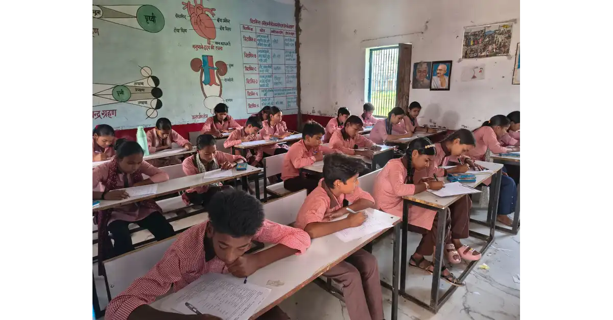आगरा शिक्षा समाचार, आगरा प्रतिभा खोज परीक्षा, प्रतिभा खोज परीक्षा 2026, डायट आगरा, जिला शिक्षा एवं प्रशिक्षण संस्थान आगरा, विजय प्रताप सिंह, डॉ. मनोज कुमार वार्ष्णेय, बेसिक शिक्षा आगरा, माध्यमिक शिक्षा आगरा, छात्र छात्राओं की प्रतिभा खोज परीक्षा, 925 विद्यार्थियों ने लिया भाग, जिला स्तरीय प्रतिभा खोज परीक्षा, 24 अक्टूबर प्रतिभा खोज परीक्षा, परिषदीय उच्च प्राथमिक विद्यालय, विकासखंड स्तरीय परीक्षा आगरा, तहसील स्तरीय परीक्षा, विद्यार्थियों की शैक्षिक प्रतिभा, उत्तर प्रदेश शिक्षा समाचार, Agra Education News, Agra Talent Search Exam, DIET Agra, UP School Education News