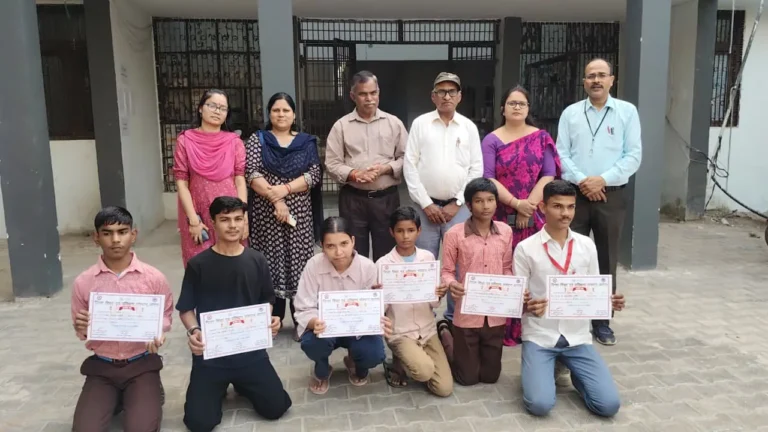 आगरा प्रतिभा खोज परीक्षा 2026, जनपद स्तरीय प्रतिभा खोज परीक्षा, डायट आगरा समाचार, सुमित ने प्रथम स्थान प्राप्त किया, प्रिंस राजपूत खेरागढ़, जनता इंटर कॉलेज खेरागढ़, उच्च प्राथमिक विद्यालय नाजिरपुरा, फतेहपुर सीकरी शिक्षा समाचार, आगरा शिक्षा समाचार, बेसिक शिक्षा आगरा, माध्यमिक शिक्षा आगरा, छात्र प्रतिभा प्रतियोगिता, विद्यार्थियों की प्रतिभा खोज परीक्षा, डायट आगरा प्राचार्य विजय प्रताप सिंह, डॉ मनोज कुमार वार्ष्णेय, नैतिक पिपरैठा जगनेर, अनिल धनौली अकोला, अनुष्का भदावर विद्या मंदिर, हेमंत तोमर डीएवी इंटर कॉलेज, प्रतिभा खोज परीक्षा पुरस्कार राशि, छात्र प्रतियोगिता आगरा, Agra Talent Search Exam 2026, DIET Agra News, Prince Rajput Kheragarh, Student Talent Search Competition, Agra Education News